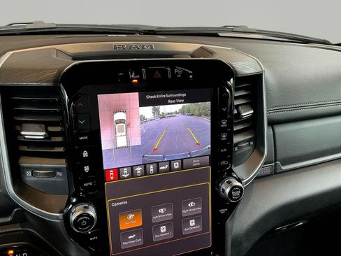 Used 2023 RAM 1500 Laramie AWD/4WD image 15