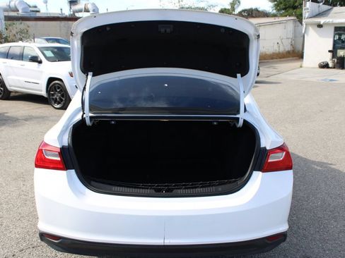 Used 2020 Chevrolet Malibu LS w/ LPO, Convenience Package 1 FWD image 10