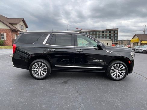 Used 2022 GMC Yukon Denali AWD/4WD image 7
