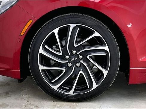 Used 2020 Lincoln MKZ Reserve w/ Luxury Package image 10