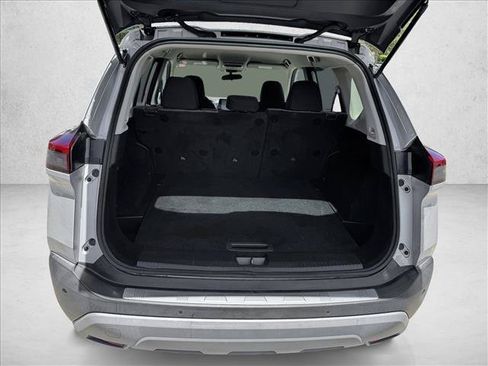 Used 2021 Nissan Rogue SV FWD image 7