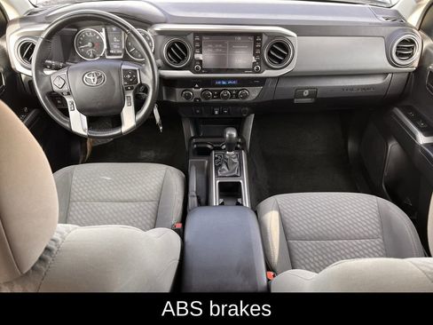 Used 2022 Toyota Tacoma TRD Off-Road image 13