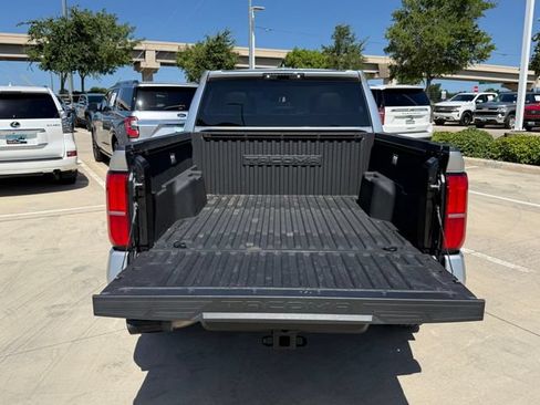 Used 2024 Toyota Tacoma TRD Sport AWD/4WD image 28