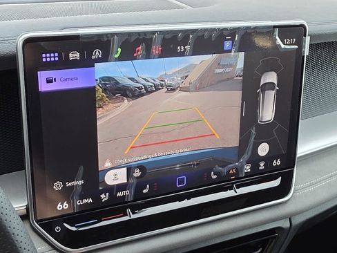 New 2026 Volkswagen Tiguan SE R-Line AWD/4WD image 13