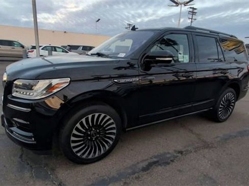 Used 2020 Lincoln Navigator Black Label image 4