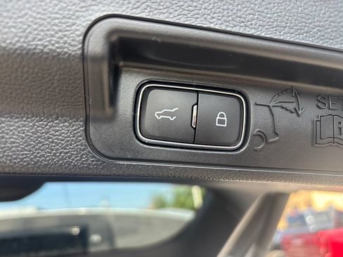 Used 2023 Ford Explorer XLT w/ Equipment Group 202A AWD/4WD image 40