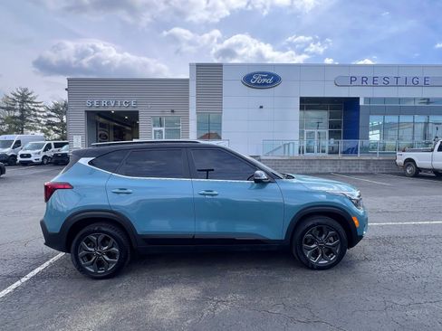 Used 2024 Kia Seltos S AWD/4WD image 8