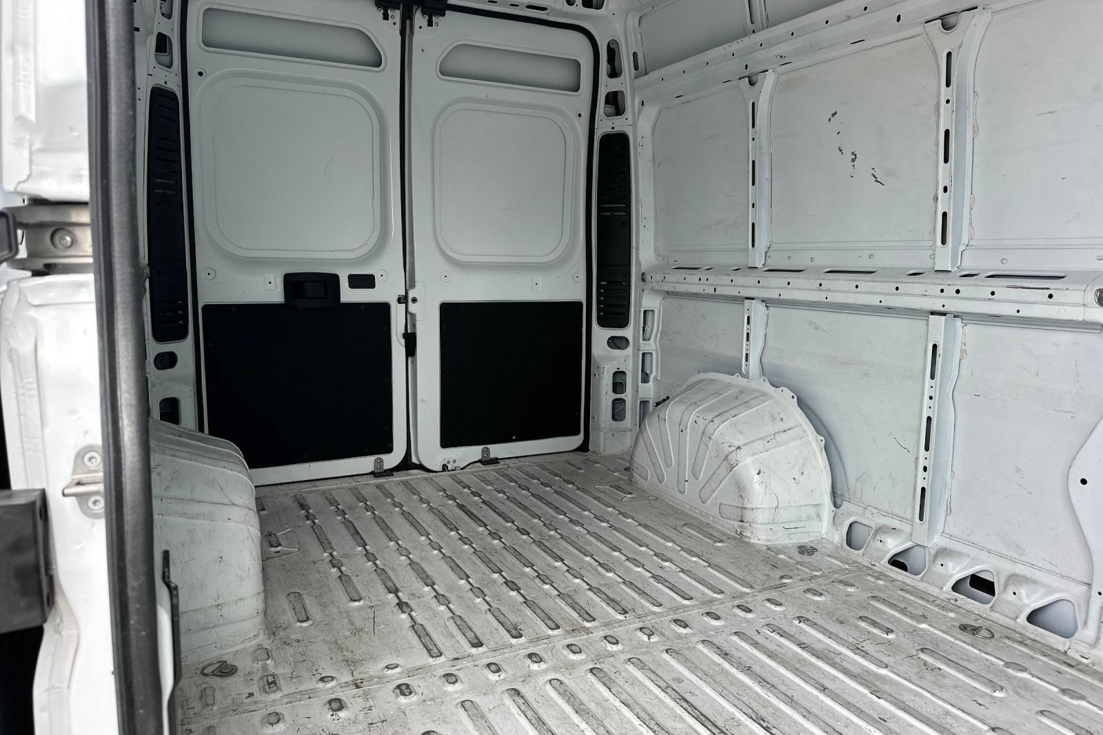 Used 2023 RAM ProMaster 2500 FWD image 16