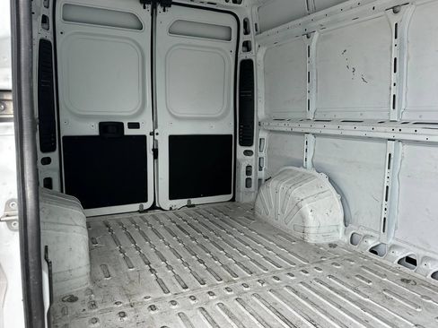 Used 2023 RAM ProMaster 2500 FWD image 16