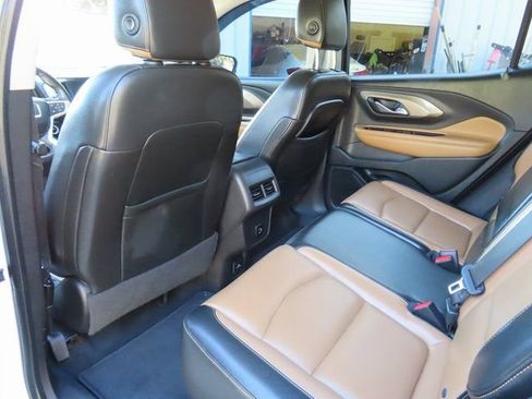 Used 2018 GMC Terrain SLT image 31