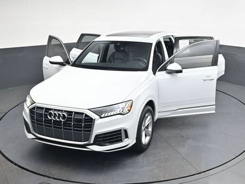 Used 2023 Audi Q7 3.0T Premium w/ Convenience Package AWD/4WD image 41