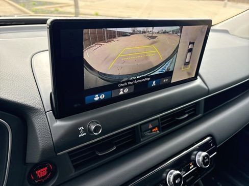 New 2026 Honda Pilot Touring image 9