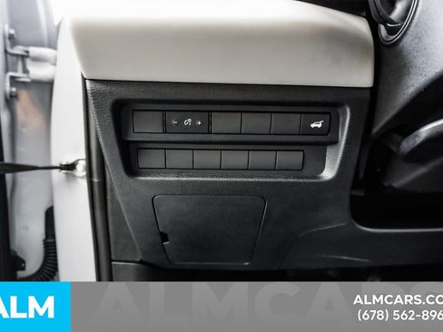 Used 2025 Mitsubishi Outlander SE FWD image 31