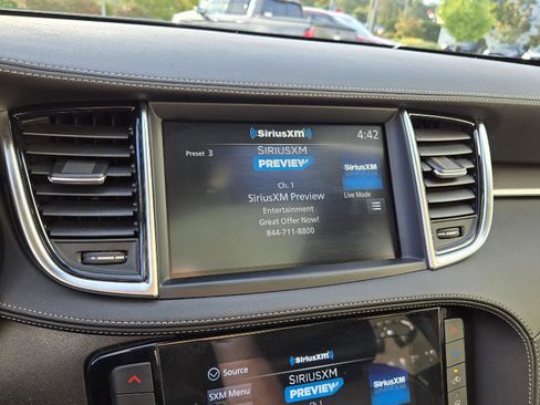 Certified 2023 INFINITI QX50 Luxe image 26