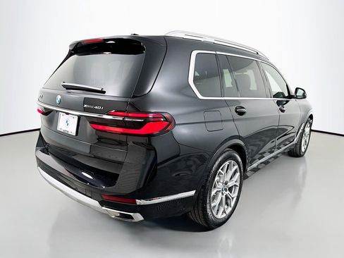 New 2026 BMW X7 xDrive40i w/ Premium Package image 5