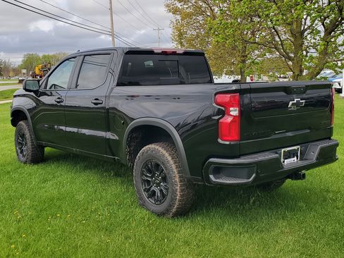 New 2026 Chevrolet Silverado 1500 ZR2 w/ Dark Appearance Package AWD/4WD image 3