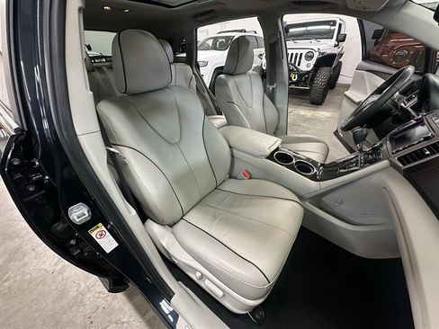 Used 2013 Toyota Venza Limited w/ Tow Prep Pkg AWD/4WD image 36