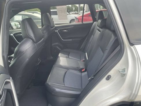 Used 2019 Toyota RAV4 XSE w/ Carpet Mat Package AWD/4WD image 29