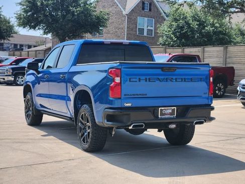 Used 2024 Chevrolet Silverado 1500 LT Trail Boss w/ Convenience Package II AWD/4WD image 3