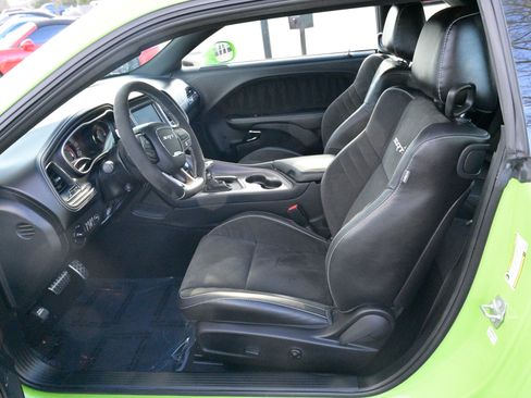 Used 2023 Dodge Challenger SRT Hellcat image 17