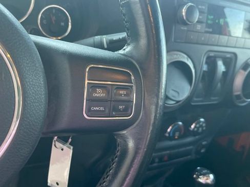 Used 2012 Jeep Wrangler Sport AWD/4WD image 11