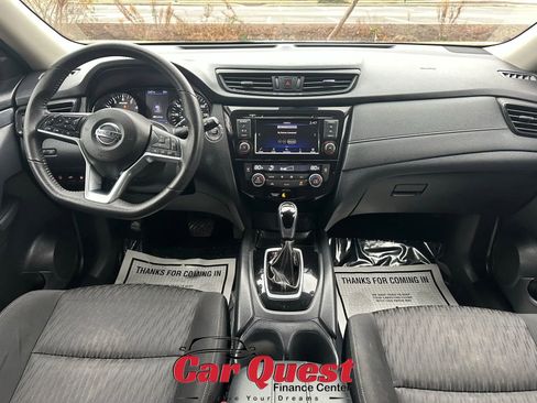 Used 2020 Nissan Rogue SV image 22