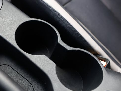 Used 2015 Hyundai Veloster Turbo image 36