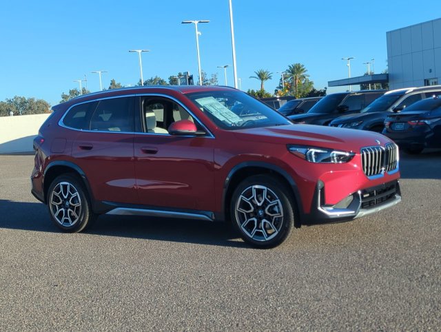 Used 2026 BMW X1 xDrive28i w/ Technology Package AWD/4WD image 4
