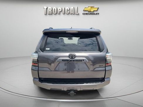Used 2019 Toyota 4Runner SR5 Premium AWD/4WD image 4