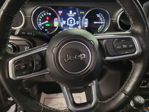 Used 2023 Jeep Wrangler Unlimited Sahara w/ Cold Weather Group image 18