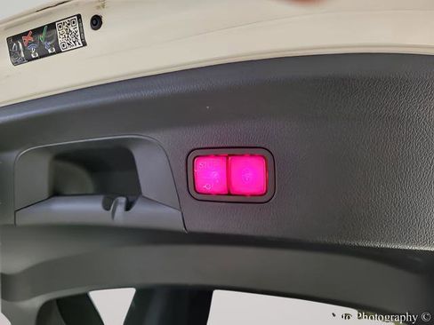 Used 2022 Mercedes-Benz GLE 53 AMG 4MATIC Coupe image 28