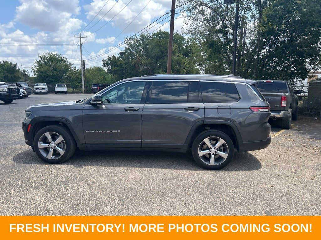 Used 2022 Jeep Grand Cherokee L Limited RWD image 5