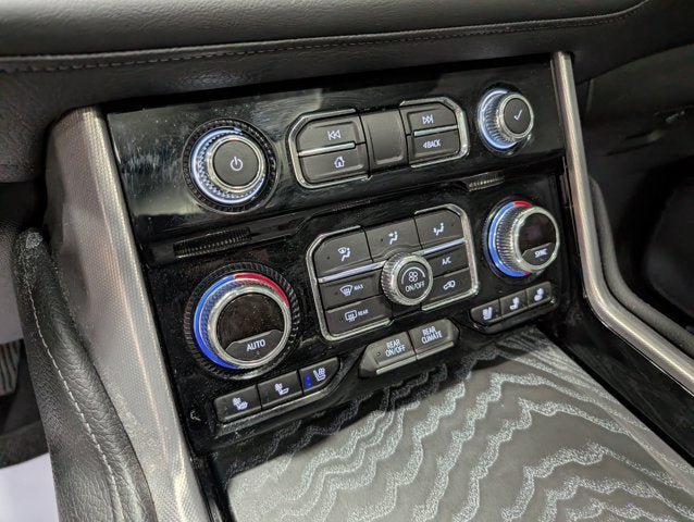 Used 2024 GMC Yukon Denali AWD/4WD image 26