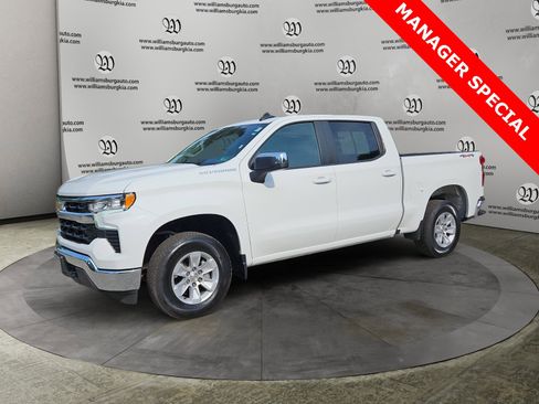Used 2025 Chevrolet Silverado 1500 LT image 1