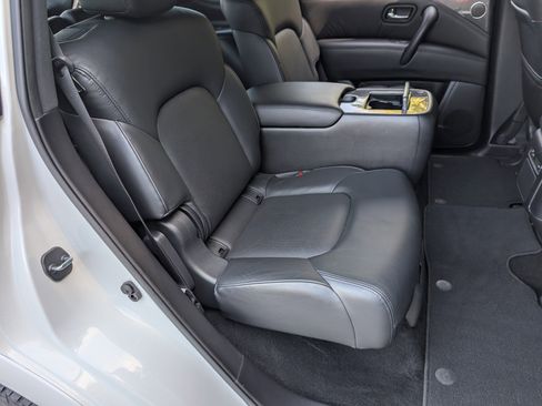 Used 2023 Nissan Armada SL w/ Midnight Edition Package image 21