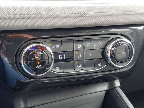 Certified 2025 Chevrolet TrailBlazer LT w/ Convenience Package AWD/4WD image 16