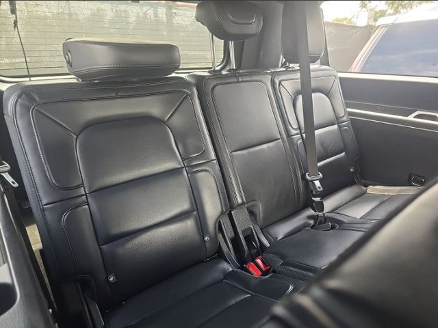 Used 2022 Lincoln Navigator L 4WD image 8
