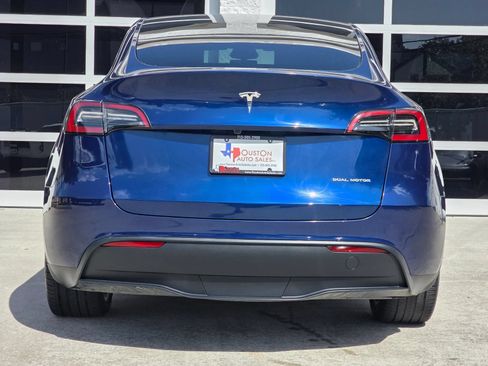 Used 2023 Tesla Model Y Long Range AWD/4WD image 6