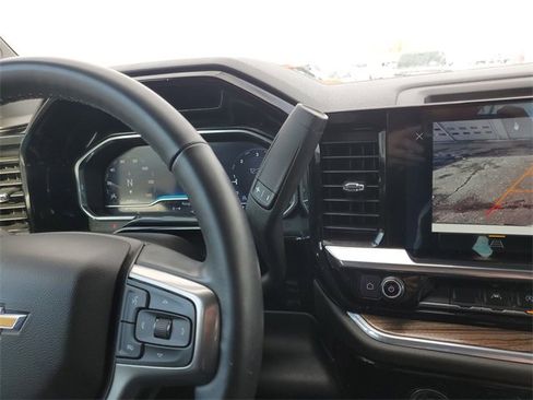 Certified 2024 Chevrolet Silverado 1500 LT image 16