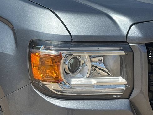 Used 2021 GMC Canyon Elevation Standard w/ Convenience Package RWD image 4