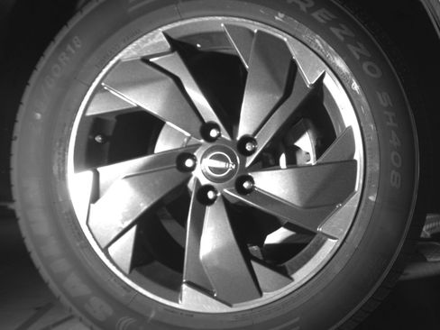 Used 2025 Nissan Rogue SV FWD image 16