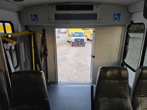 Used 2019 Ford F550 2WD Regular Cab Super Duty image 37