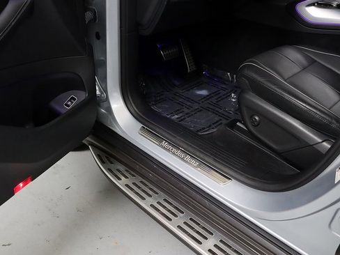 Certified 2023 Mercedes-Benz GLS 450 4MATIC image 29