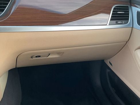 Used 2016 Hyundai Genesis 3.8 w/ Option Group 03 image 40