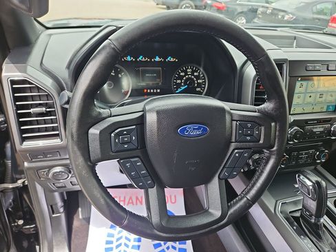 Used 2018 Ford F150 XLT w/ Equipment Group 302A Luxury AWD/4WD image 14