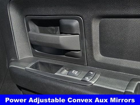 Used 2024 RAM 2500 Tradesman w/ Chrome Appearance Group image 33