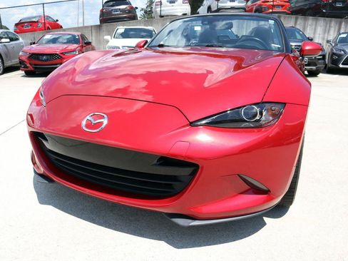 Used 2017 MAZDA MX-5 Miata Grand Touring RWD image 44