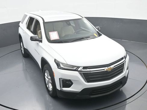 Used 2022 Chevrolet Traverse LS image 52