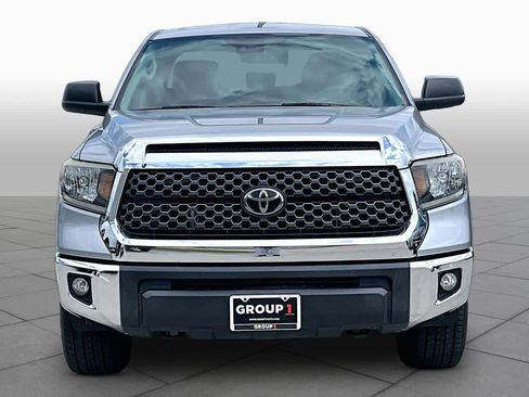 Used 2020 Toyota Tundra SR5 w/ SR5 Upgrade Package AWD/4WD image 4