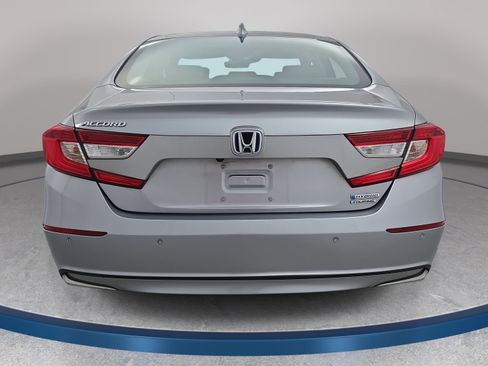 Used 2022 Honda Accord Touring image 6